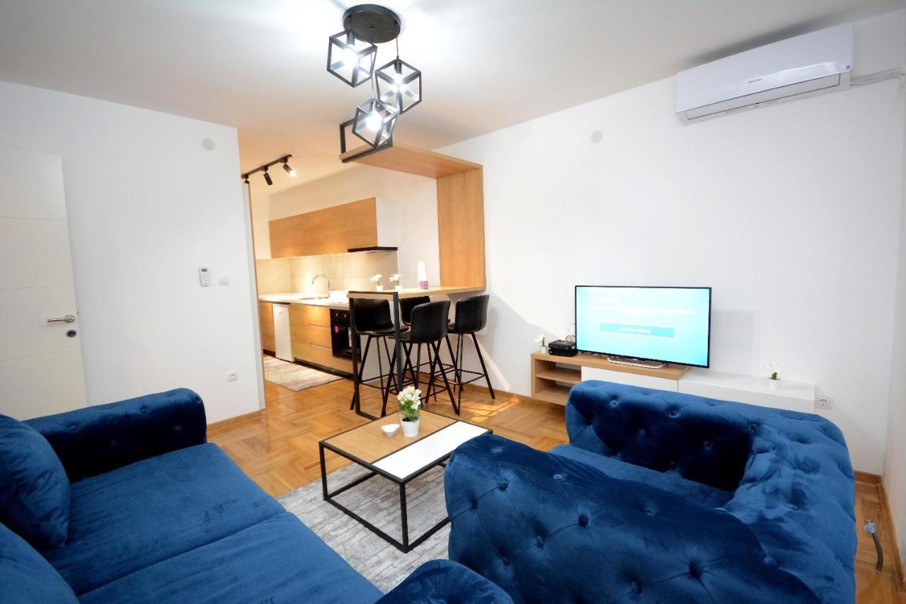 Cvetkovic Lux Аpartmani & Free Garaza Appartement Vrnjačka Banja Buitenkant foto