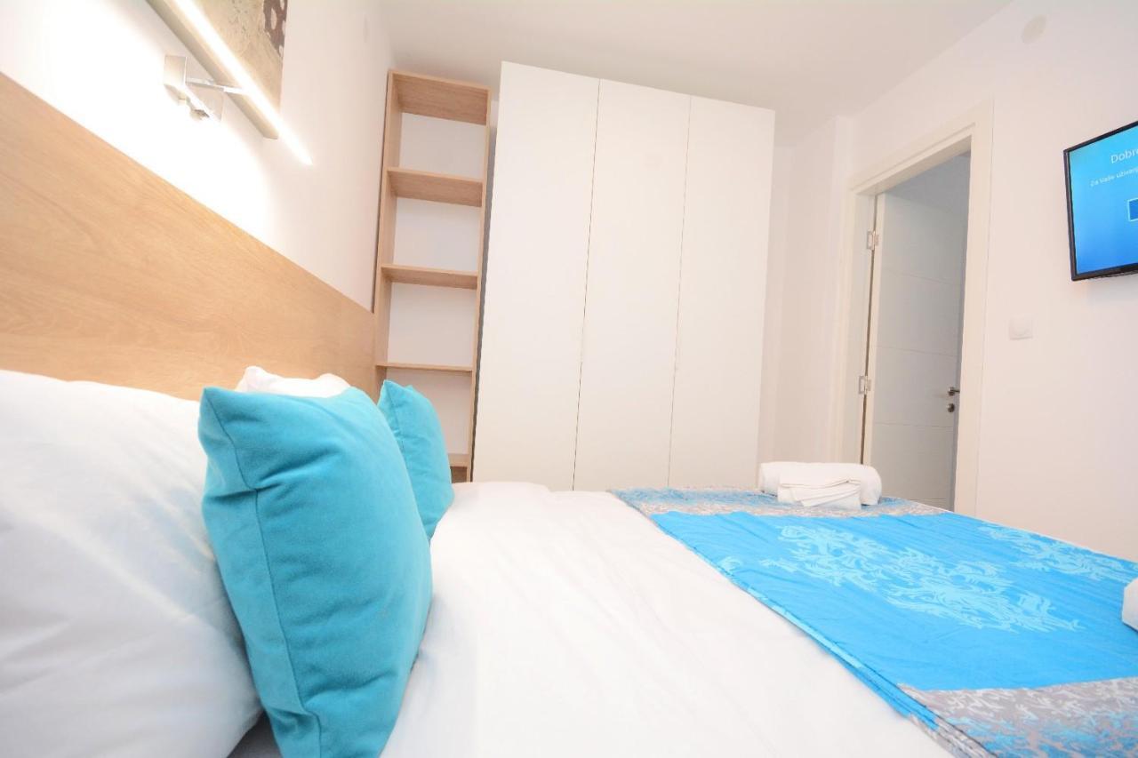 Cvetkovic Lux Аpartmani & Free Garaza Appartement Vrnjačka Banja Buitenkant foto