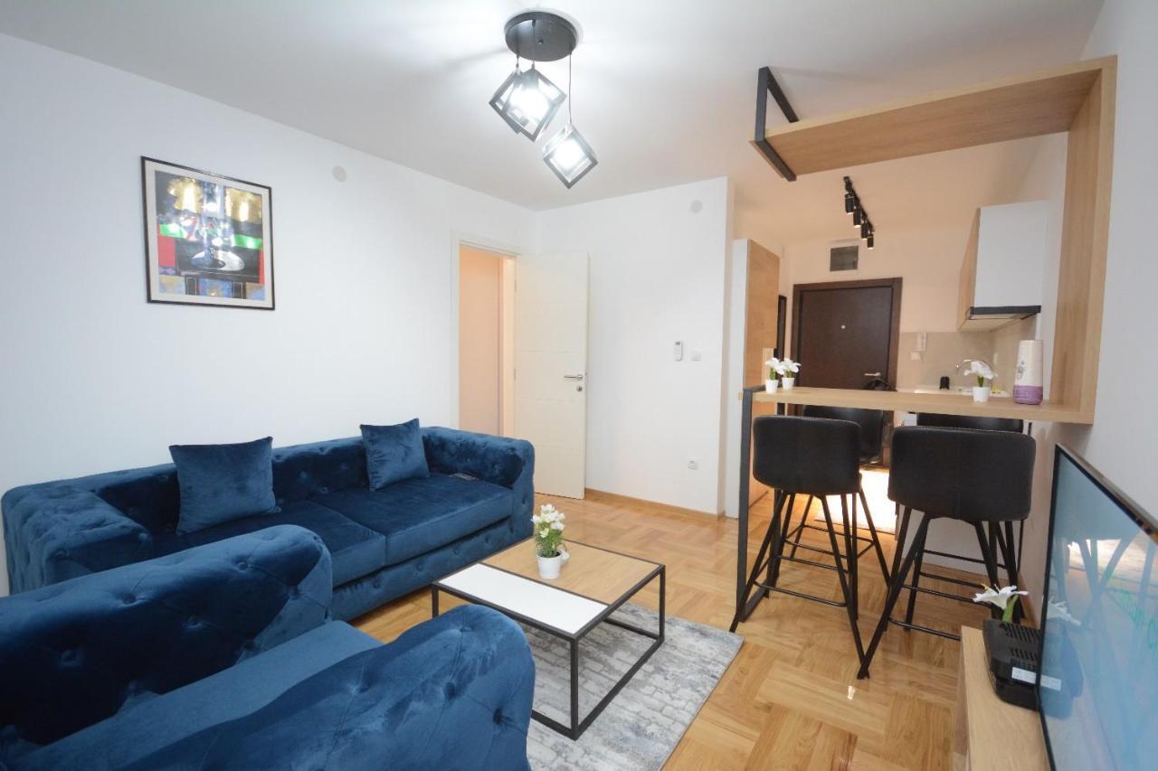 Cvetkovic Lux Аpartmani & Free Garaza Appartement Vrnjačka Banja Buitenkant foto